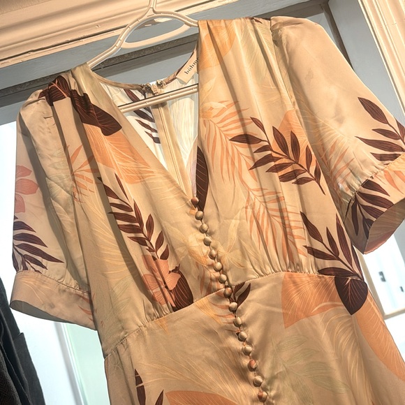 Cream/tan Bohme fall stain feel women's Medium zipper back perfect for fall - Picture 3 of 3